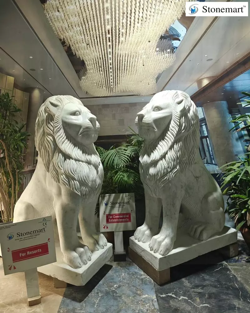 Lion Statues For Hotel Decor